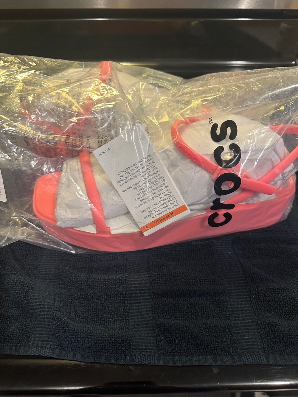 Miami Platform Y Strap Sandal - Guava - Picture 2 of 10